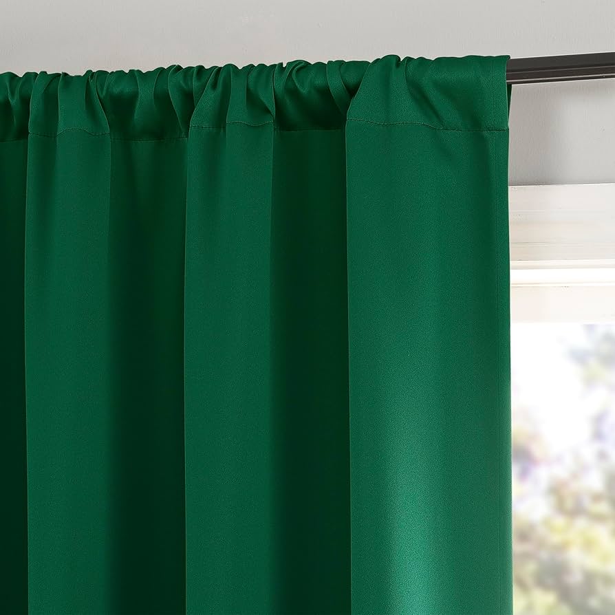 Sun Zero Rianna Theater Grade Extreme 40 x 84
